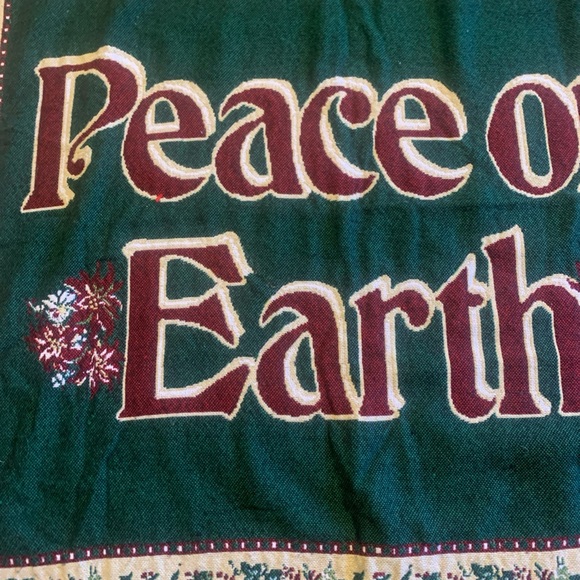 Holiday Peace on Earth Tapestry Blanket - Green and Red